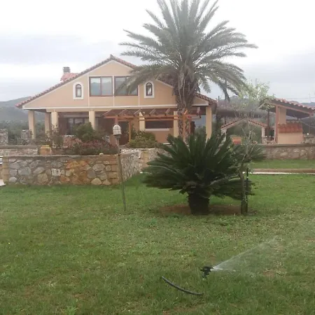 Kyriakos & Memi 펜션 *